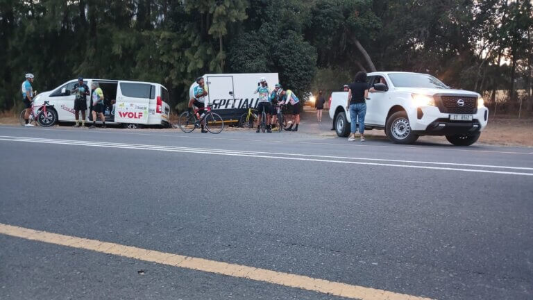 Cycle tour